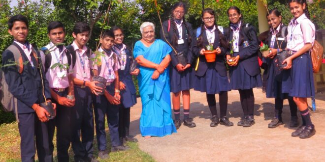 Indore’s 74-YO Padma Shri Recipient Runs Zero-Waste Household With Zero Electricity Bill!